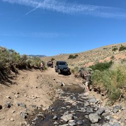 BLM Jumbo Grade trail - Yes, this is the trail.