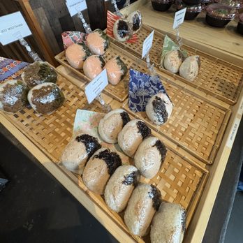 Onigiri Onibe - Japanese Near Me - Honolulu, Hawaii