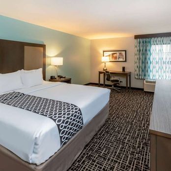 La Quinta - Guest room - Hotels Near Me - Jonesboro, Arkansas La Quinta - Guest room - Hotels Near Me - Jonesboro, Arkansas