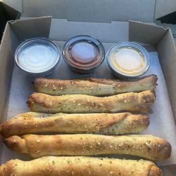 Mia Pizzeria - Pepperoni stuffed breadsticks - Pizza Near Me - Indianapolis, Indiana Mia Pizzeria - Pepperoni stuffed breadsticks - Pizza Near Me - Indianapolis, Indiana