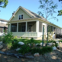 Veranda Beach Resort - Our cute little cottage rental!
