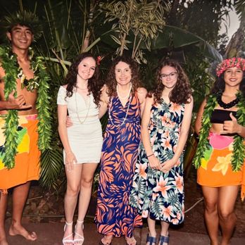 Smith's Family Garden Luau - Music Venues Near Me - Kapaa, Hawaii