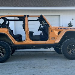 Advanced Trucks - 2021 lifted Jeep