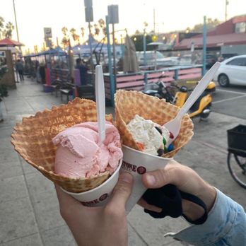 Cold Stone Creamery - Ice Cream & Frozen Yogurt Near Me - Marina del Rey, California Cold Stone Creamery - Ice Cream & Frozen Yogurt Near Me - Marina del Rey, California