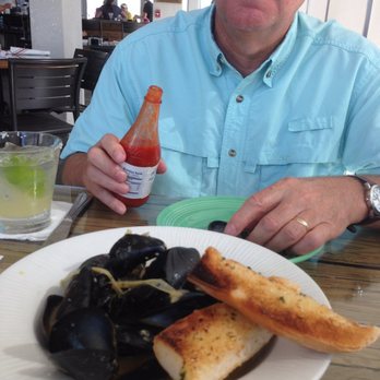 Salt Cracker Fish Camp - Seafood Near Me - Clearwater, Florida