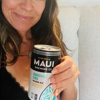 Maui Brewing - Sunshine Girl! - Brewpubs Near Me - Lahaina, Hawaii Maui Brewing - Sunshine Girl! - Brewpubs Near Me - Lahaina, Hawaii