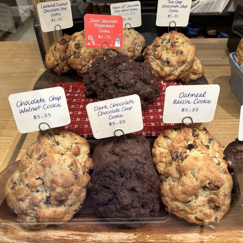 Levain Bakery - Bakeries Near Me - New York, New York