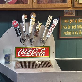 Pinky's Pizza Parlor - Great draft selection - Pizza Near Me - Petaluma, California Pinky's Pizza Parlor - Great draft selection - Pizza Near Me - Petaluma, California
