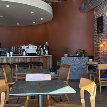 Ollin Cafetzin - seating/coffee bar area - Coffee & Tea Near Me - Aurora, Colorado
