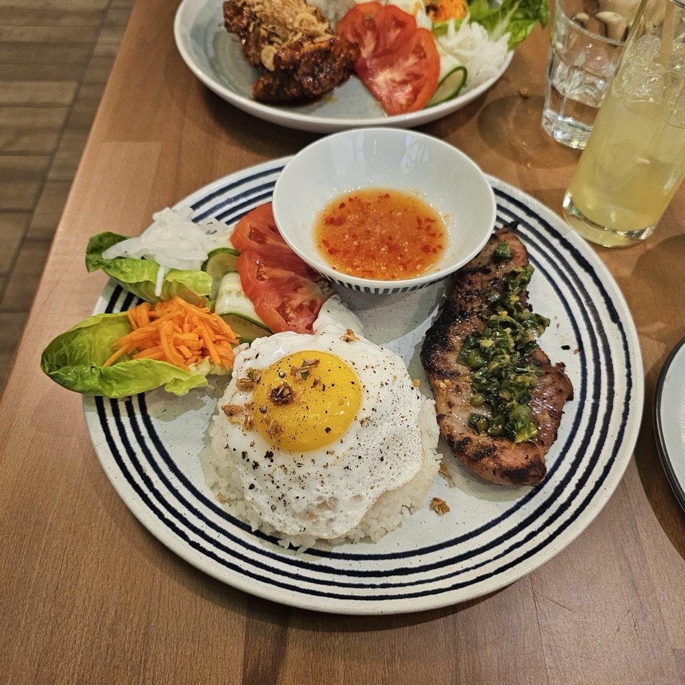 Chao Ban - Let Your Shoulder Lean - Vietnamese Near Me - McLean, Virginia