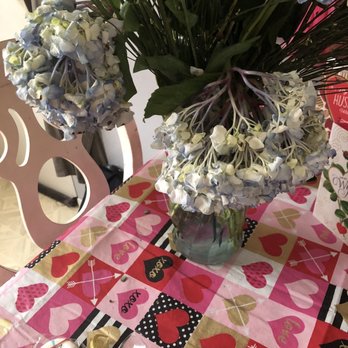 Phillip's Flowers & Gifts - Wilted over priced hydrangeas - Florists Near Me - La Grange, Illinois Phillip's Flowers & Gifts - Wilted over priced hydrangeas - Florists Near Me - La Grange, Illinois
