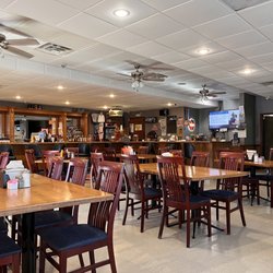 Gina's Talk of the Town - Dining room