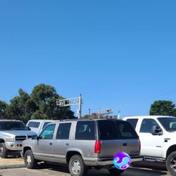 Thomassin's Used Cars - Don't believe their hype.