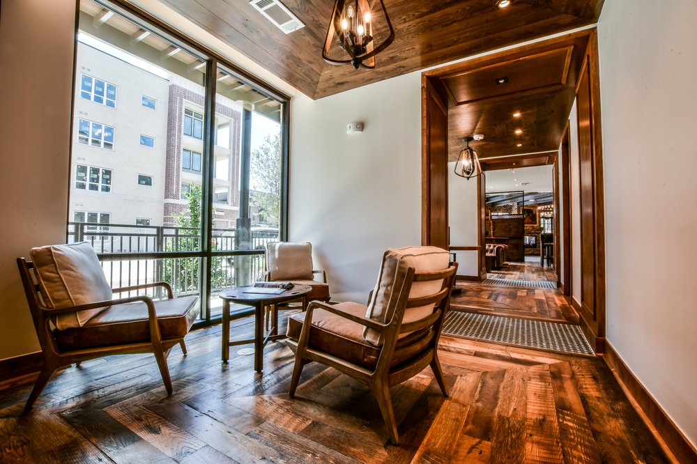 WALLIS AND BAKER APARTMENTS Updated August 2024 83 Photos & 24