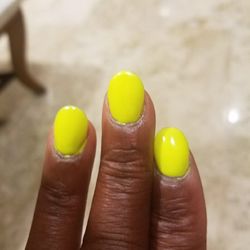 US Nails - Cannot even clean up the polish build up on cuticles. Who thinks this is acceptable?