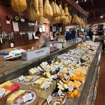 V Sattui Winery - So many cheese options - Wineries Near Me - Saint Helena, California V Sattui Winery - So many cheese options - Wineries Near Me - Saint Helena, California