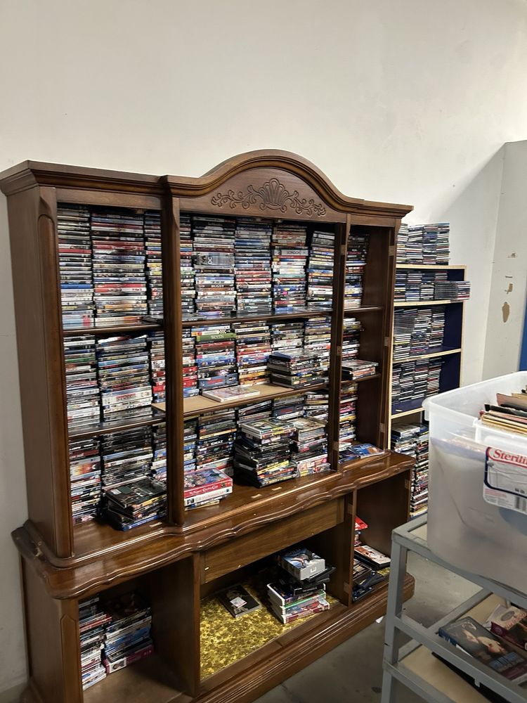 GOODWILL STORE & DONATION CENTER Updated October 2024 20 Photos 1