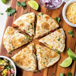 Quesadilla chicken or beef