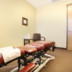 Wolf Chiropractic Clinic