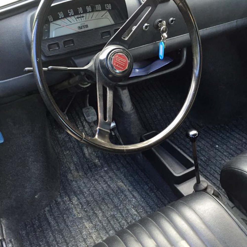 500 Touring Club - Interior of that little roadster :) - Tours Near Me - Florence, FI 500 Touring Club - Interior of that little roadster :) - Tours Near Me - Florence, FI