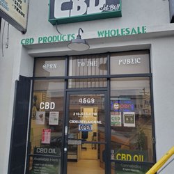 CBDelRey - CBDelRey store front