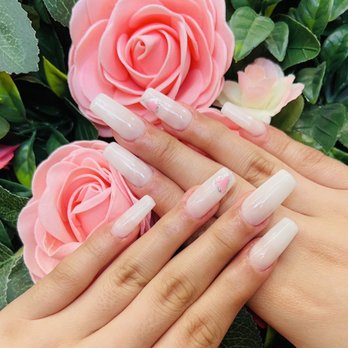 Violet Nails - Nail Salons Near Me - Winnetka, California
