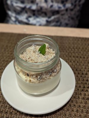 Todd's Unique Dining by null