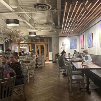 South Restaurant + Coffeehouse - New American Near Me - Anchorage, Alaska