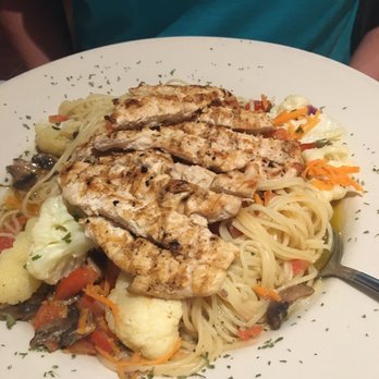 Islamorada Shrimp Shack - Pasta primavera with chicken - don't get key lime butter get a different sauce - Seafood Near Me - Islamorada, Florida Islamorada Shrimp Shack - Pasta primavera with chicken - don't get key lime butter get a different sauce - Seafood Near Me - Islamorada, Florida