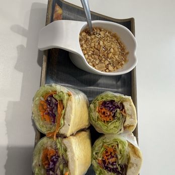 Tiny Tasties - Veggie (tofu) rolls - Cafes Near Me - Vancouver, Washington