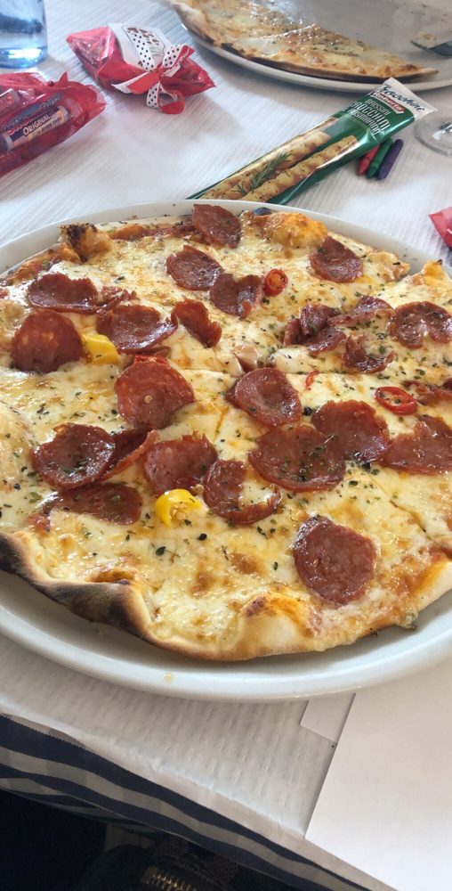 MISTER PIZZA CASCAIS Updated July 2024 Rua Da Torre, 1155, Cascais