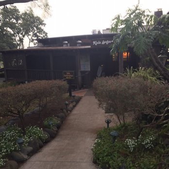 Kula Lodge & Restaurant - Ready for food! - Breakfast & Brunch Near Me - Kula, Hawaii Kula Lodge & Restaurant - Ready for food! - Breakfast & Brunch Near Me - Kula, Hawaii