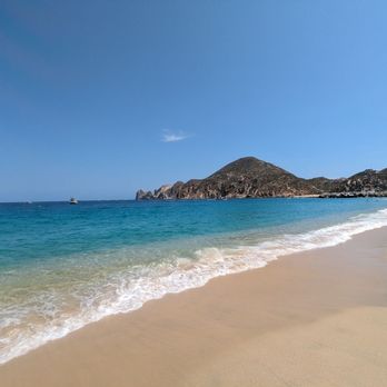 Breathless Cabo San Lucas - Step outside the resort to Playa El Farito. The resort has free lounge chairs, a shower station and you can check out a paddle board. - Resorts Near Me - Cabo San Lucas, BCS