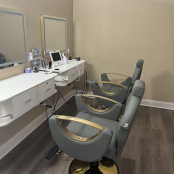 Elite Massage | Foot & Head Spa - Salon Chairs - Massage Therapy Near Me - Chicago, Illinois Elite Massage | Foot & Head Spa - Salon Chairs - Massage Therapy Near Me - Chicago, Illinois