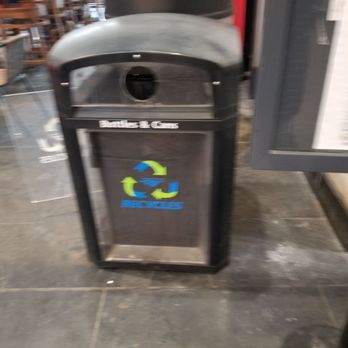Amtrak Station Park - Recycle bottles and cans - Parks Near Me - Providence, Rhode Island