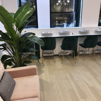 Colome Nails - Waiting area and nail dryers - Nail Salons Near Me - New York, New York Colome Nails - Waiting area and nail dryers - Nail Salons Near Me - New York, New York