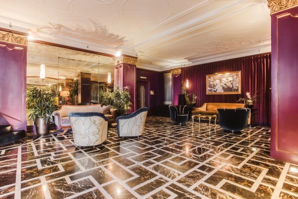 Hollywood Tower Apartments by null