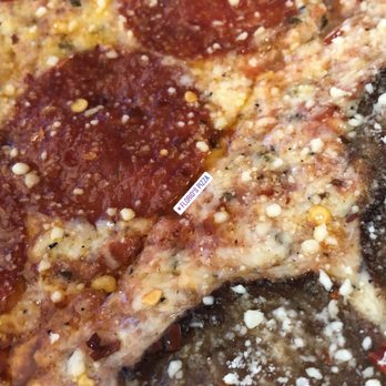 Florio's Pizza - Pizza Near Me - San Antonio, Texas