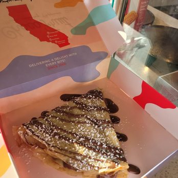 Le Cafe Du Parc - Str.awberrys and bananas - Cafes Near Me - Irvine, California