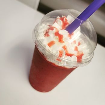 Bitsy's Brew - Mango berry Smoothie - Food Trucks Near Me