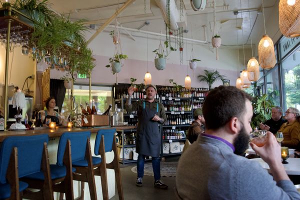 Vinnie's Wine Shop & Cocktail Bar by null