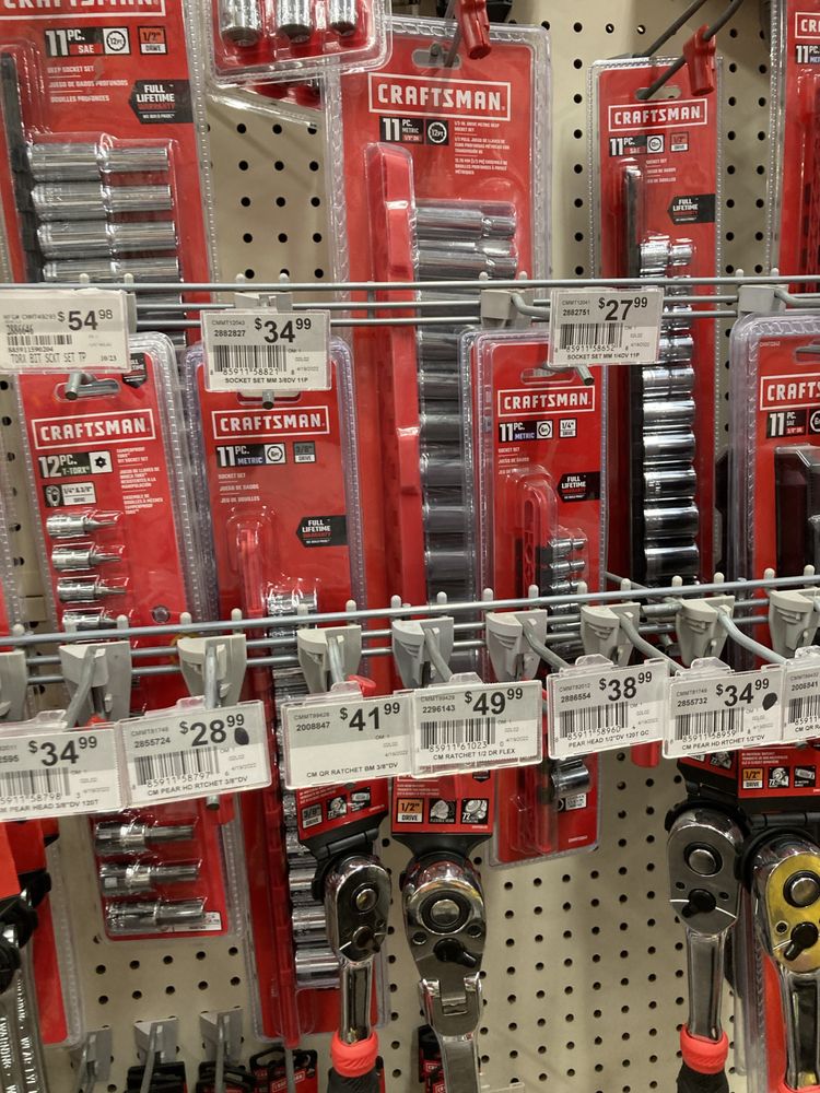 CLASSIC ACE HARDWARE Updated October 2024 17 Photos 1622 Woodruff