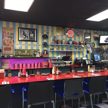 Diner 50 - You'll find lots of 50s and 60s kitsch and antiques. So many things to look at! - Diners Near Me - Phoenix, Arizona
