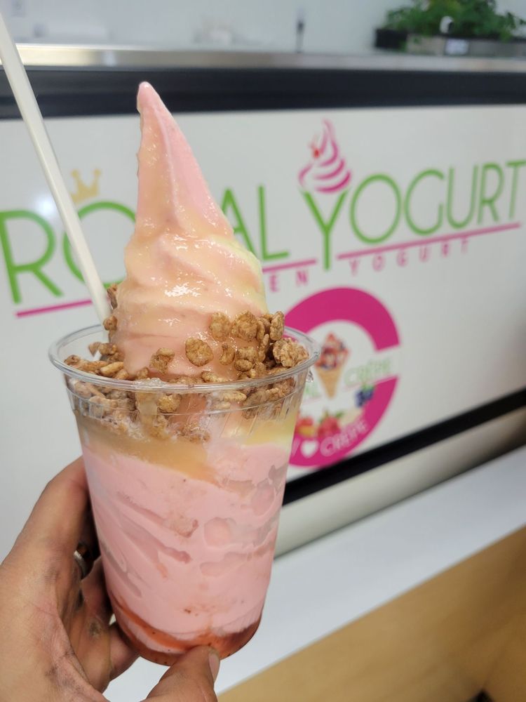 THE ROYAL YOGURT Updated October 2024 4200 South Fwy, Fort Worth