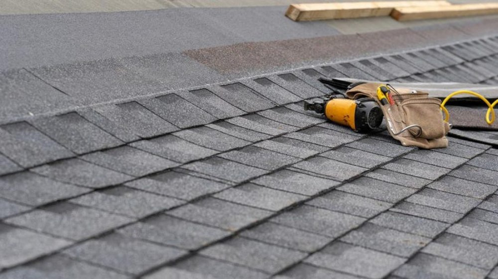 Slide of Top Notch Roofing
