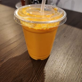 Everest Chilli Pepper - Mango Lassi - Himalayan/Nepalese Near Me - Roseville, California