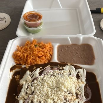 Los Cuatro Soles - mexican food in a styrofoam container - Mexican Near Me - Philadelphia, Pennsylvania
