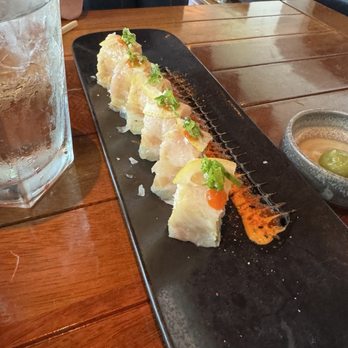 Anchor Sushi Bar - Lupton Roll - Sushi Bars Near Me - Dallas, Texas