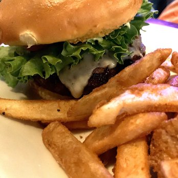 Slanted Tree Kitchen & Taproom - Bacon Mushroom and Swiss Burger - Burgers Near Me - Fairfield, California