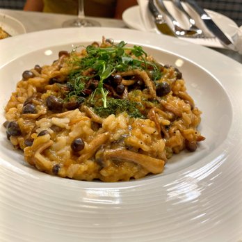 et al. - Hamakua Mushroom Risotto - Breakfast & Brunch Near Me - Honolulu, Hawaii